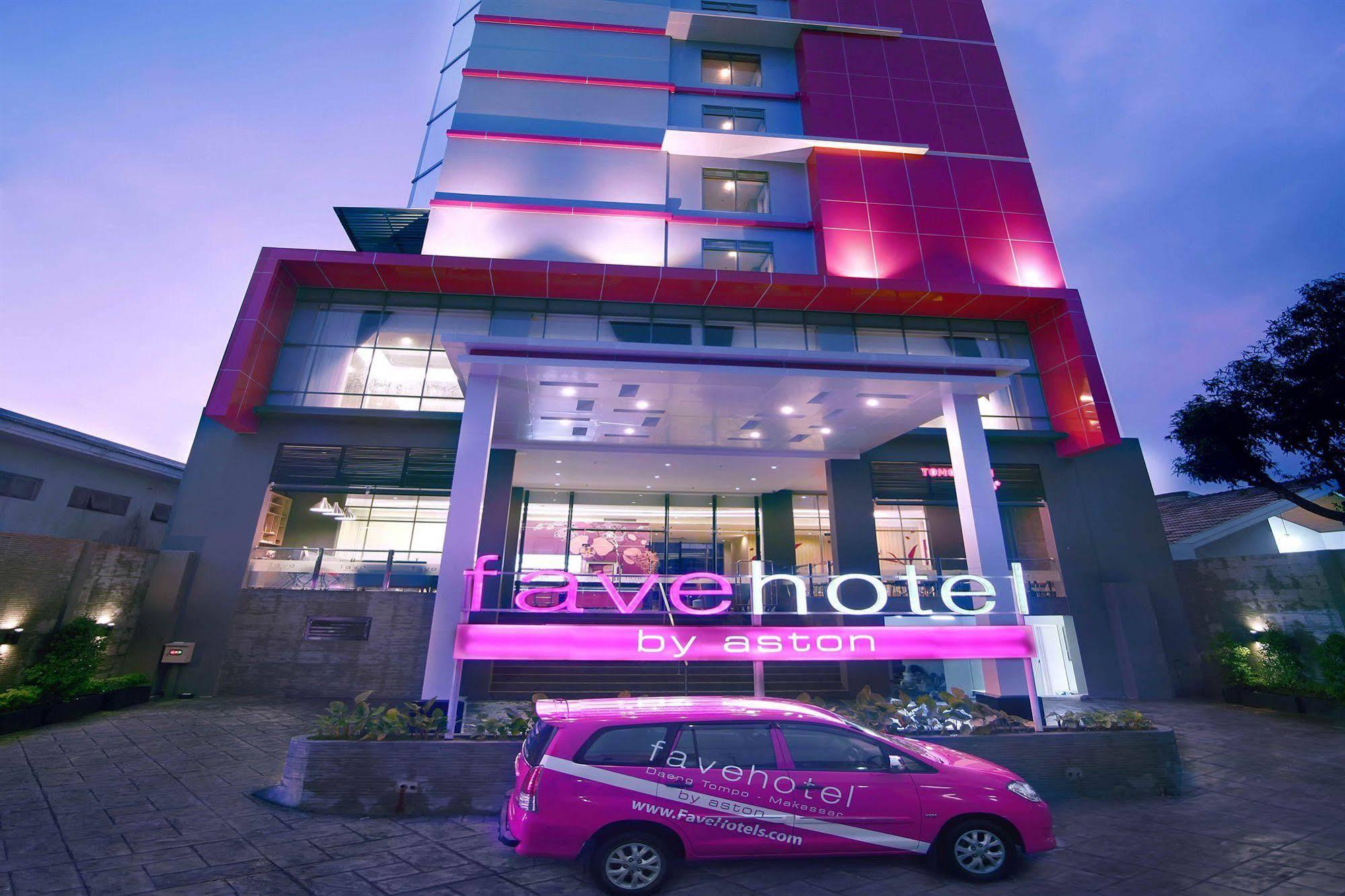 Aston Pantai Losari 3*