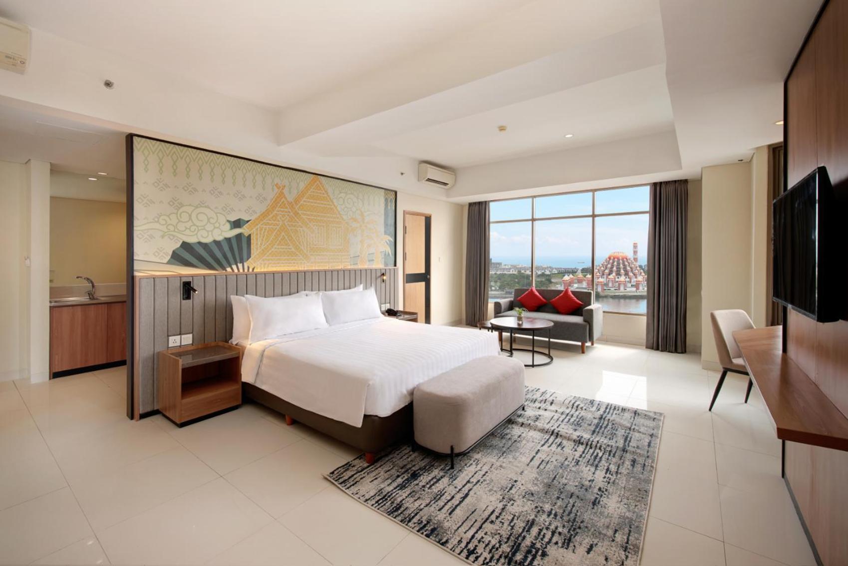 Hotel Aston Pantai Losari Makassar