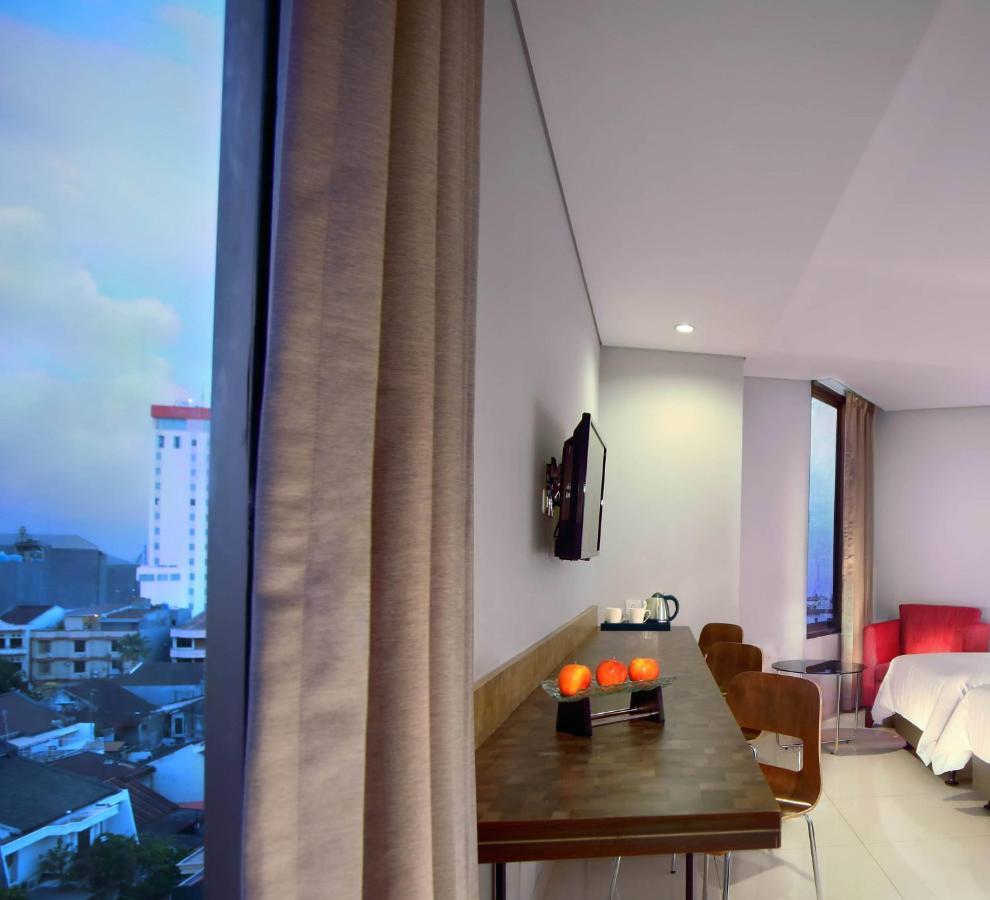 Aston Pantai Losari Makassar